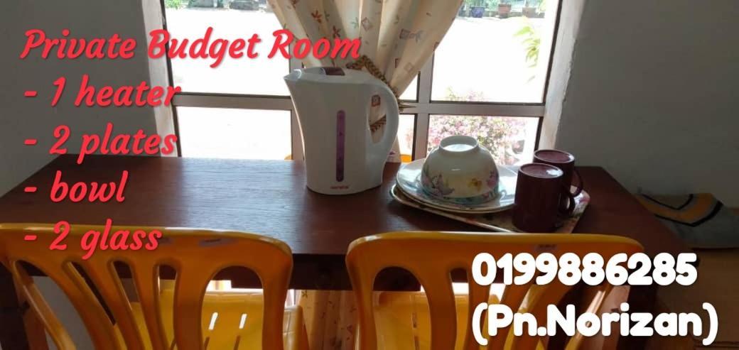 Arina'S Homestay Kampung Kuala Besut ภายนอก รูปภาพ